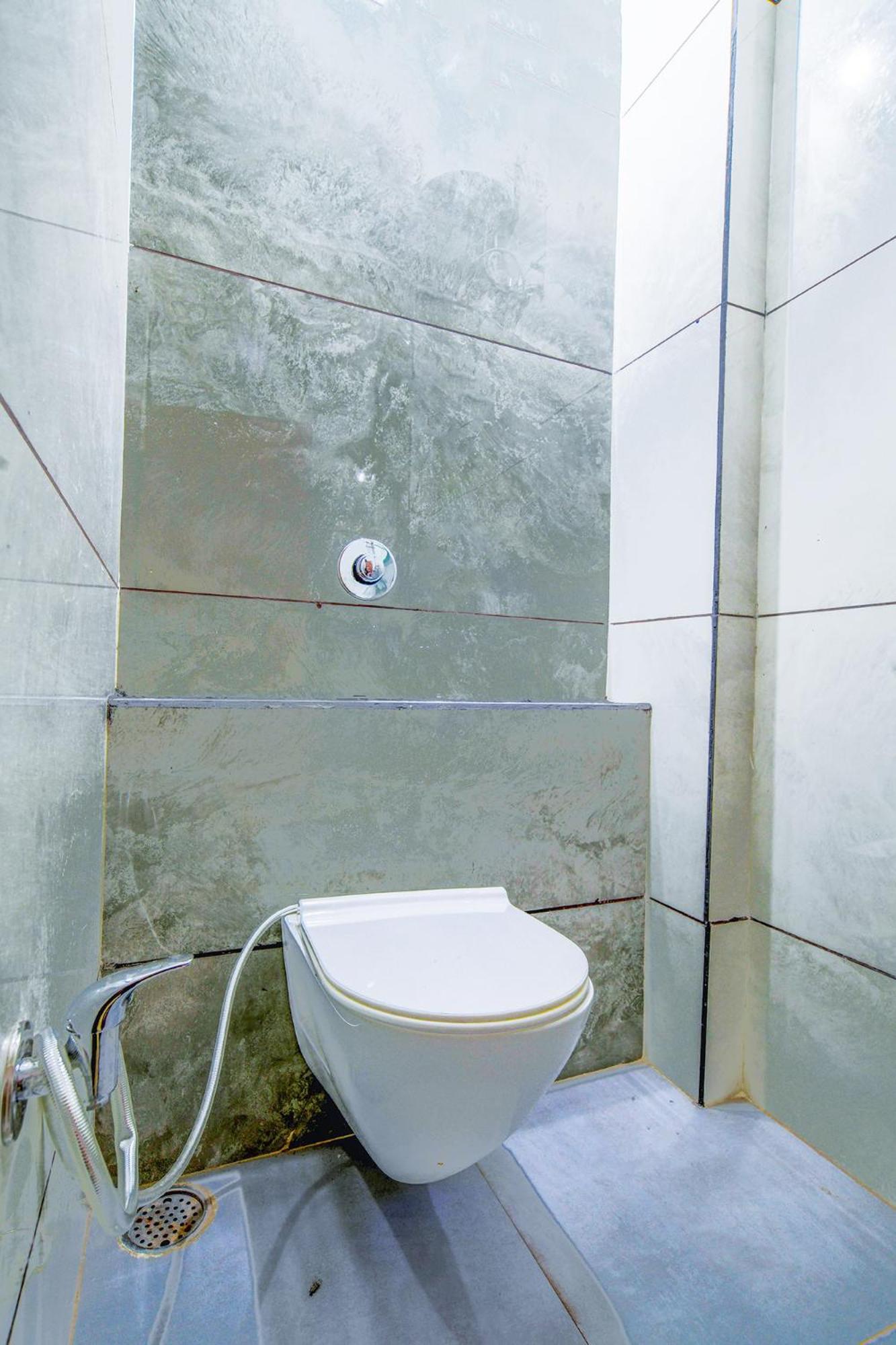 Hotel Fabexpress Regal 3*